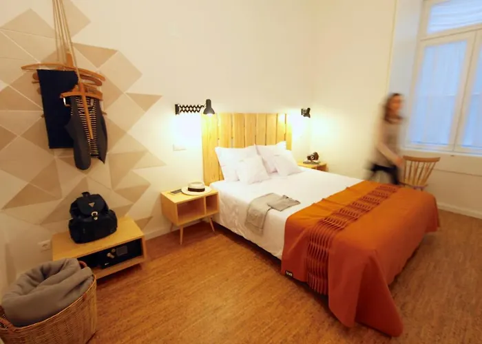 Guest house Hall Chiado 4*