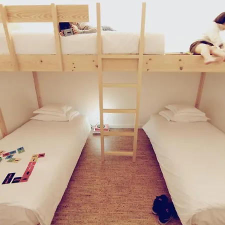 Guest house Hall Chiado Lisbon