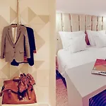 Guest house Hall Chiado 4*